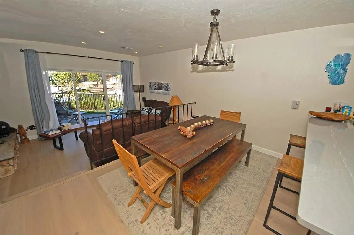 2081 Venice Drive, 285 Condo South Lake Tahoe